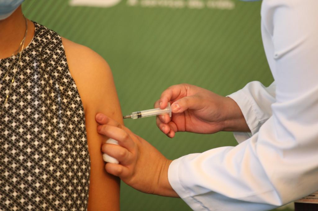 भारत इस साल के अंत में Cervical Cancer Vaccination अभियान शुरू करेगा